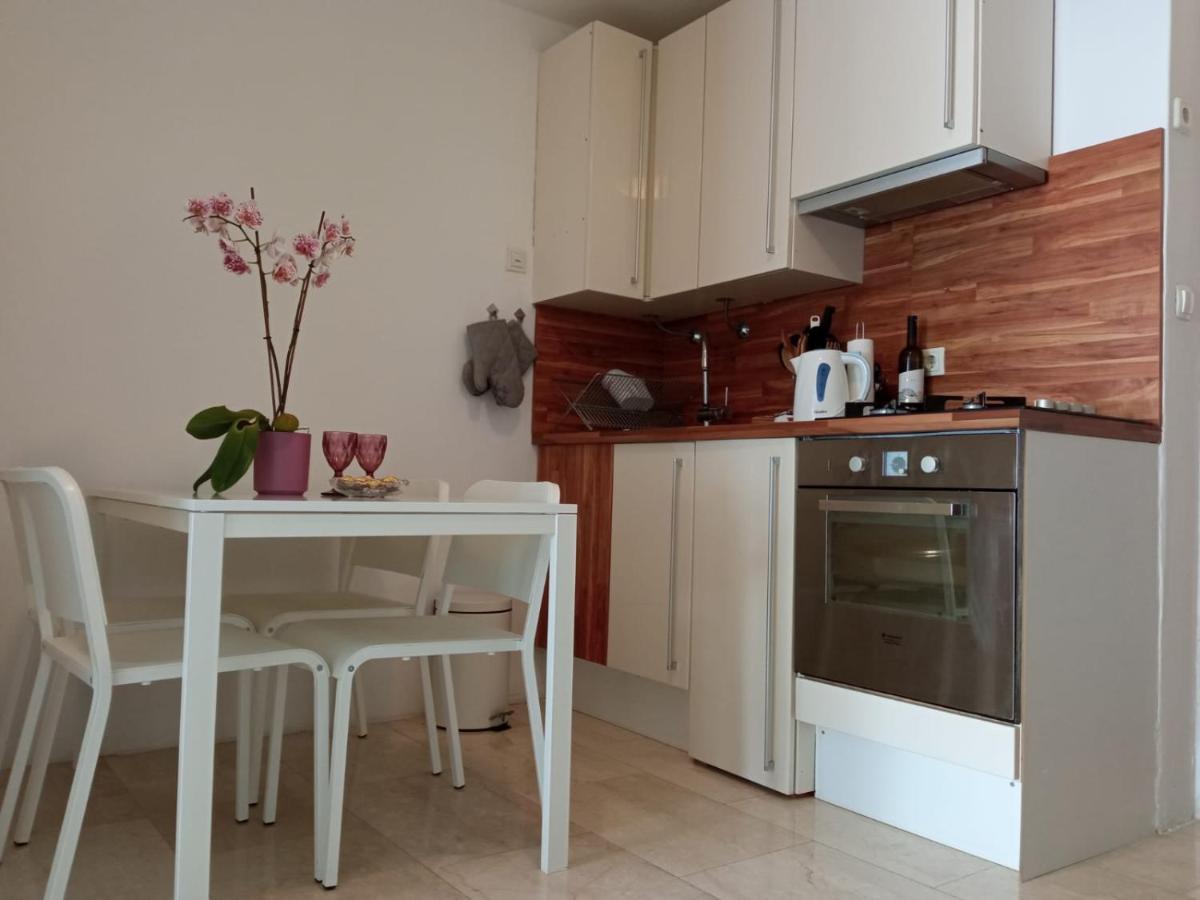 프리즈바 Ratak House 아파트 외부 사진